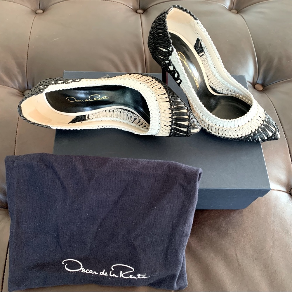 Oscar De La Renta Pumps, Black,cream,white, Size 36(us 5.5)